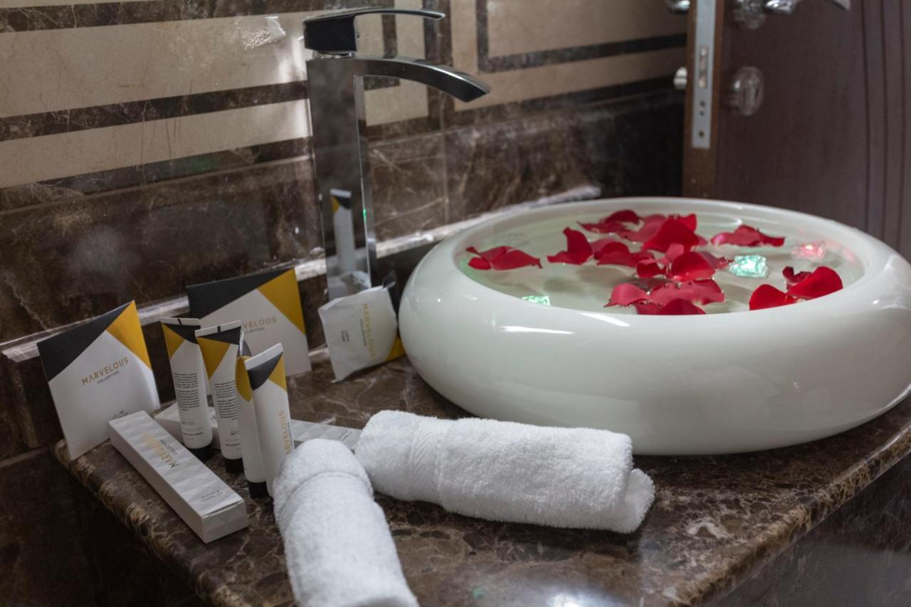 Dior Inn Apartment Hotel Jeddah Exterior foto